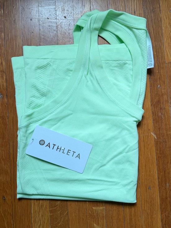 Athleta Tops - NWT Athleta Women's Momentum Seamless Tank